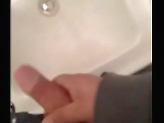 trim.ca6aa8b7-aa9a-473c-b13e-3fe4e5422b3b.mov