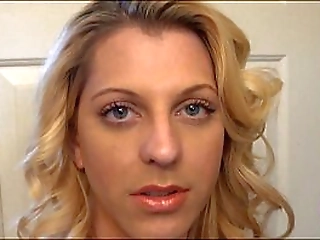 web slut ts tyra scott filming herself while masturbating