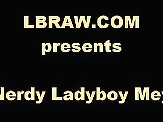 ladyboy mey fucked bareback