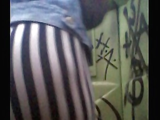 ebony cd twerks ass in leggings