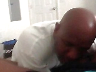 tight ass ladyboy bua sucks and fucks hard