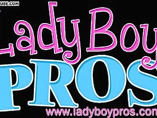 hot ladyboy masturbate on cam