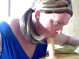 tuanny jerks off alone