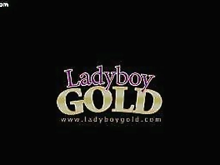 teen indian shemale rubbing her cock