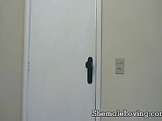 shemale likes bouncing around on a cock