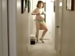 shemale babe juliana leal's sexy butt dazzles before sensual wanking