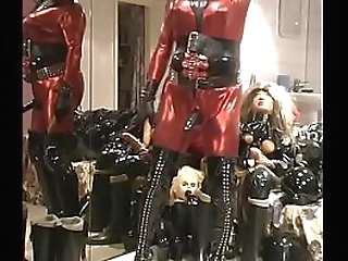 vixen coxx gets deep throat from horny gabriel