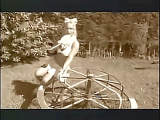 blonde ts rafaella carneiro jacking off her big dick